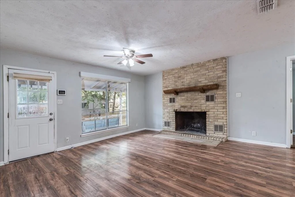 Photo of 1124 Timber Elm