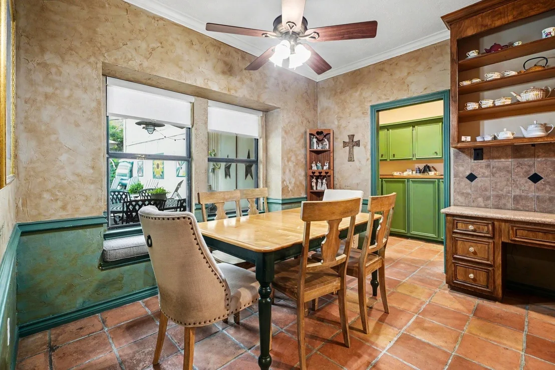 Photo of 1623 Lake Bluff Drive