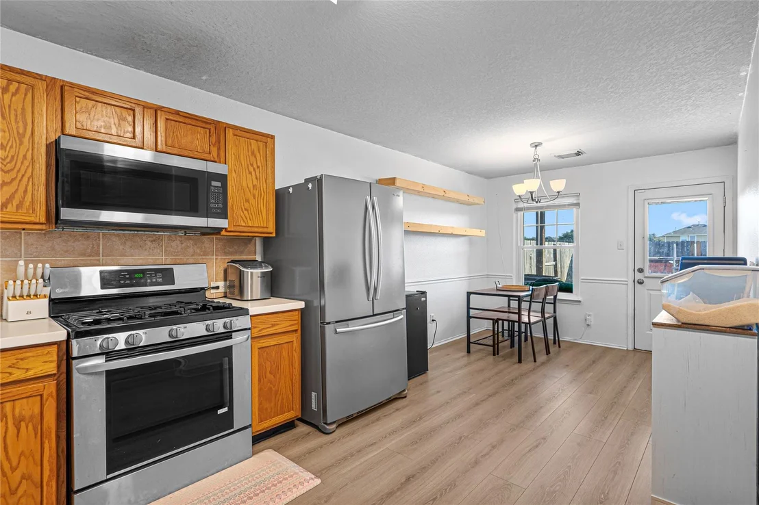 Photo of 2211 Pine Croft Drive