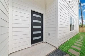 Photo of 4010 Dreyfus Street