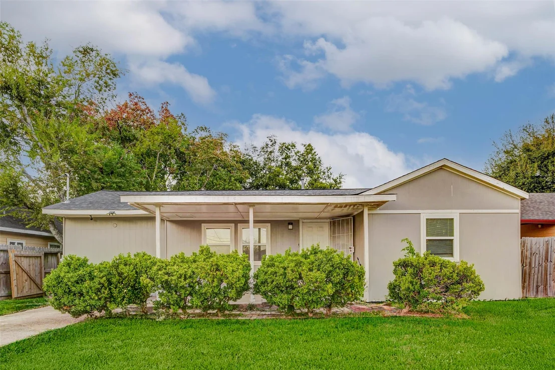 Photo of 907 Whitaker Avenue