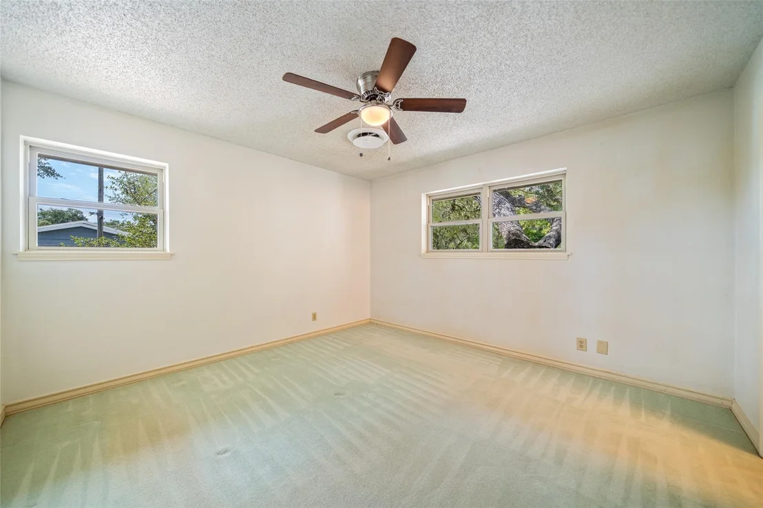 Photo of 2419 Henrietta Place