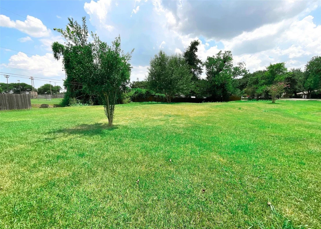 Photo of 522 Irene Drive