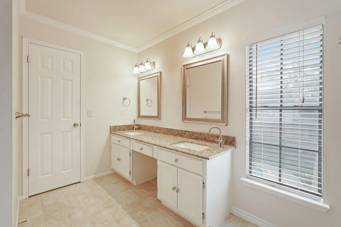 Photo of 17223 Shadow Valley Drive