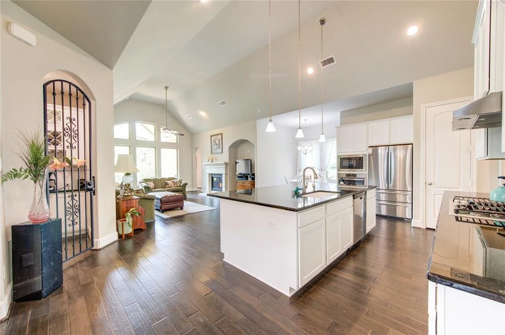 Photo of 4835 Legend Creek Drive