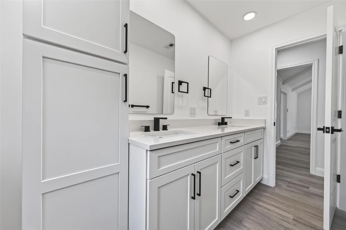Photo of 15402 Ripplestream Street