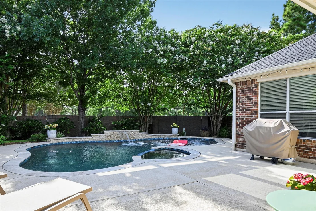 Photo of 10111 Earlington Manor Drive