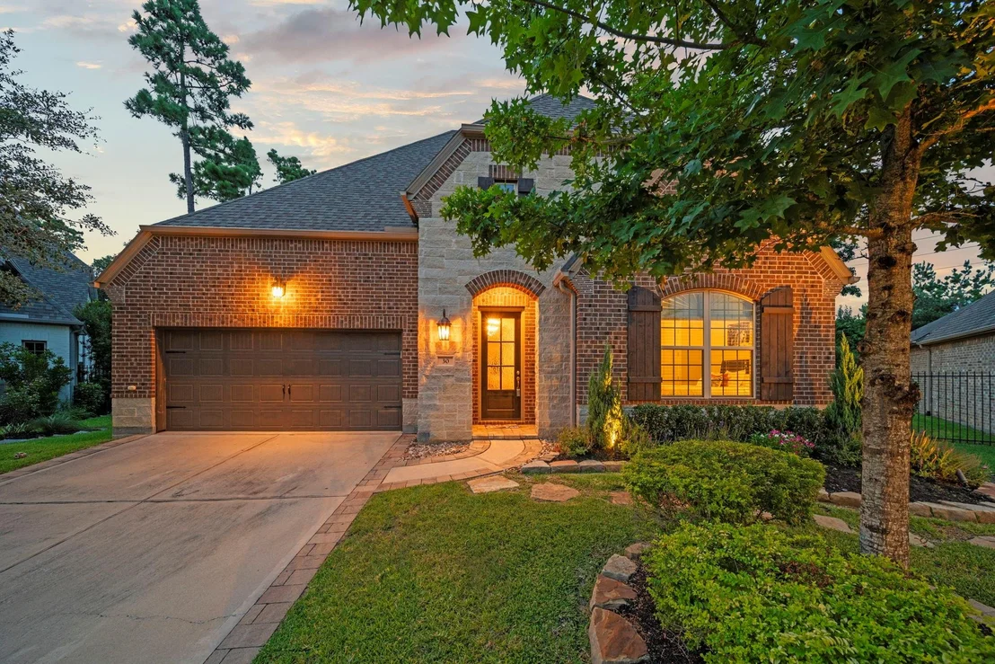Photo of 30 Madrone Terrace Place