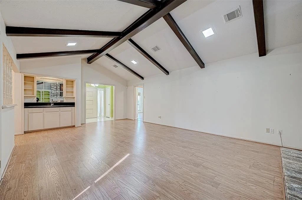 Photo of 5927 Pinewilde Drive
