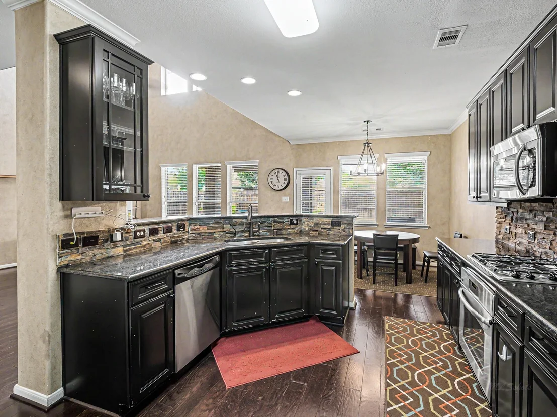 Photo of 6127 Harmony Park Lane