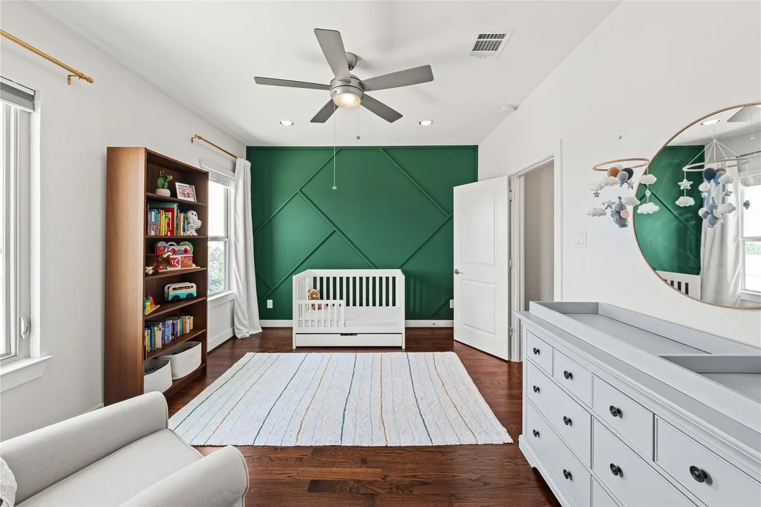 Photo of 5809 E Post Oak Lane