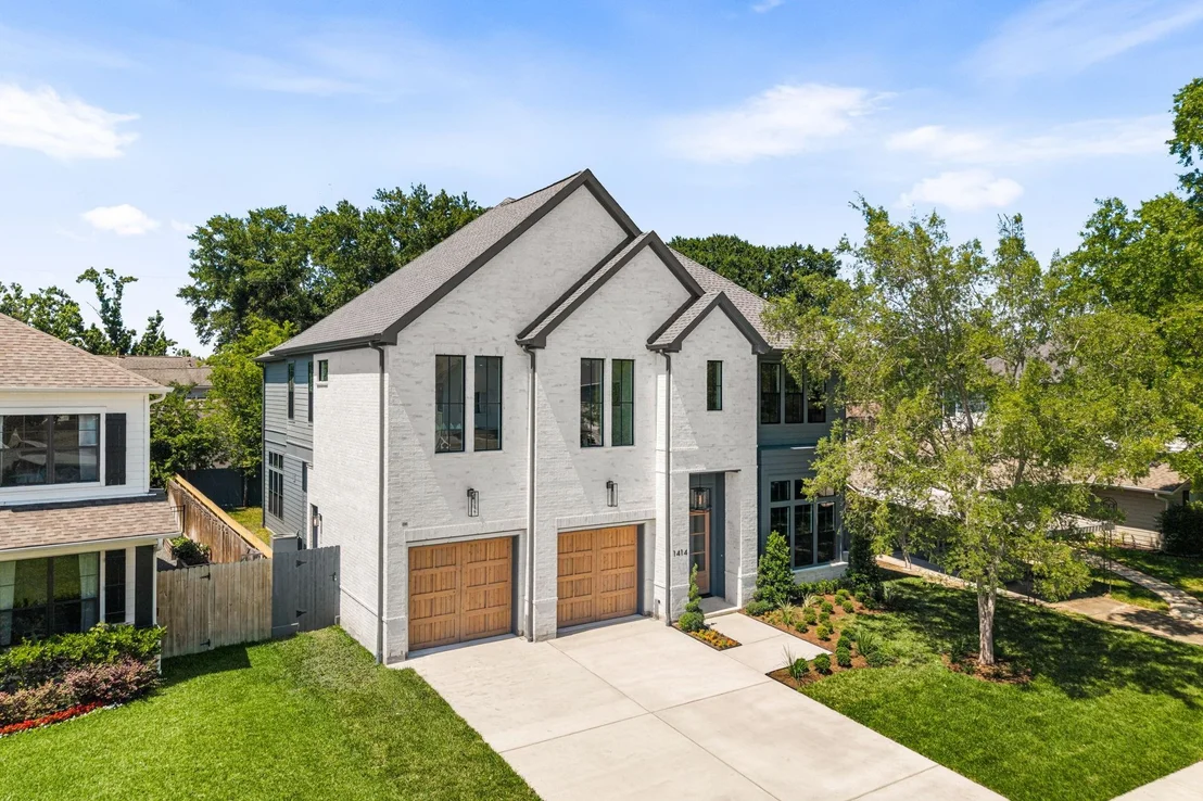 Photo of 1414 Chamboard Lane