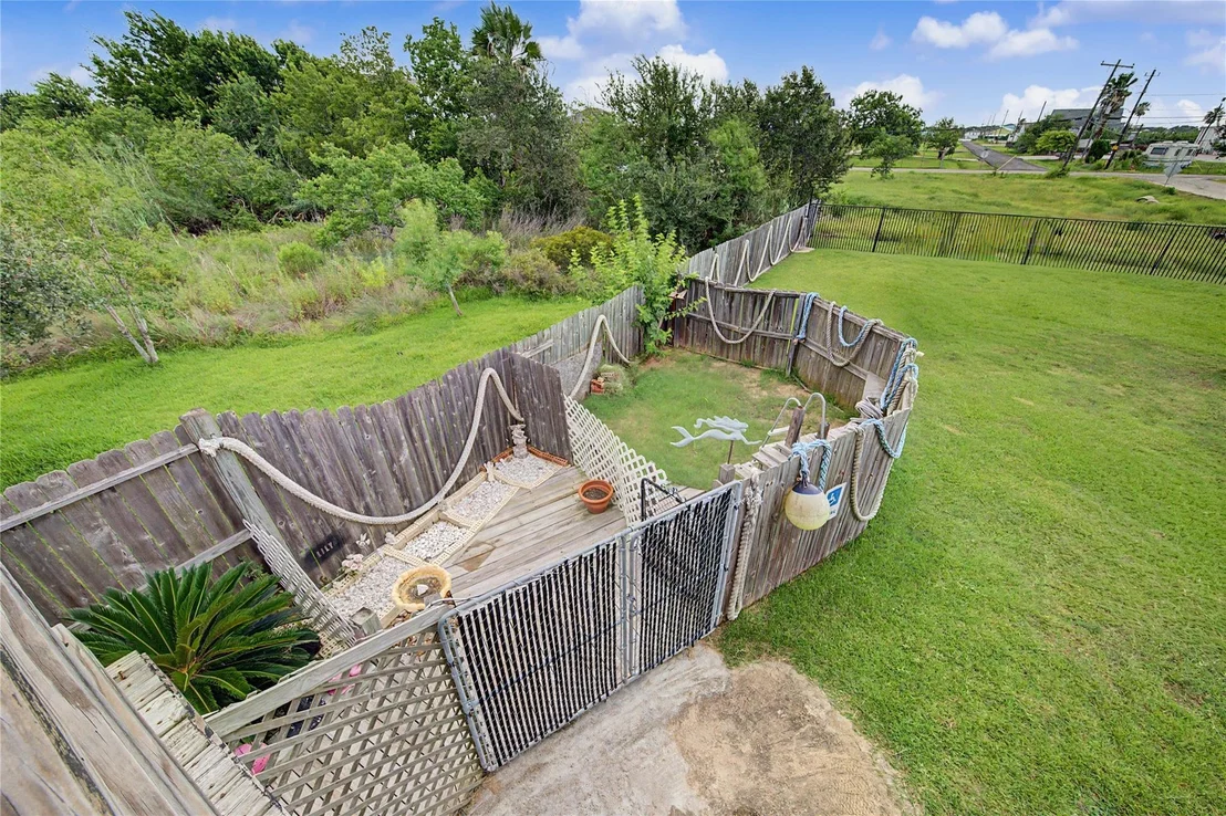 Photo of 1019 Sunset Drive