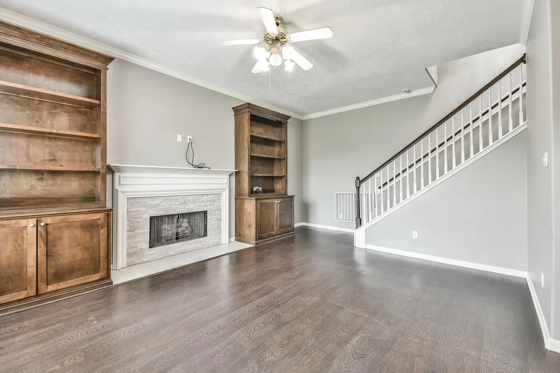 Photo of 6122 Spanish Oak Drive