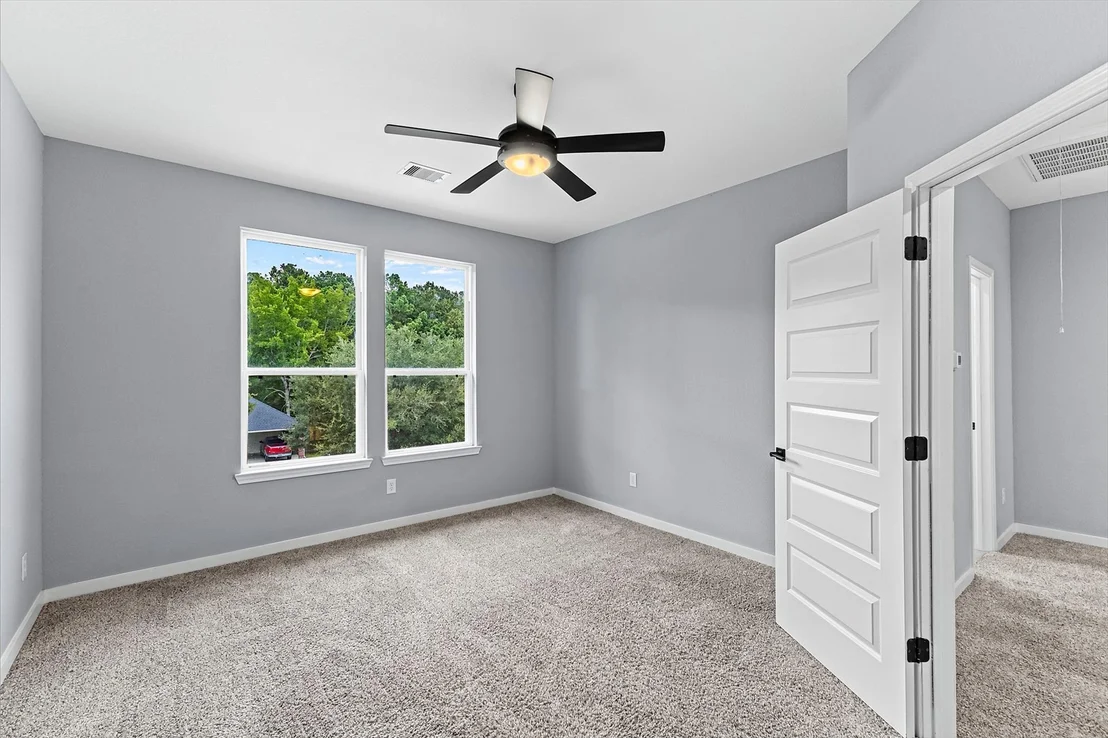 Photo of 250 Hampton Glen Road