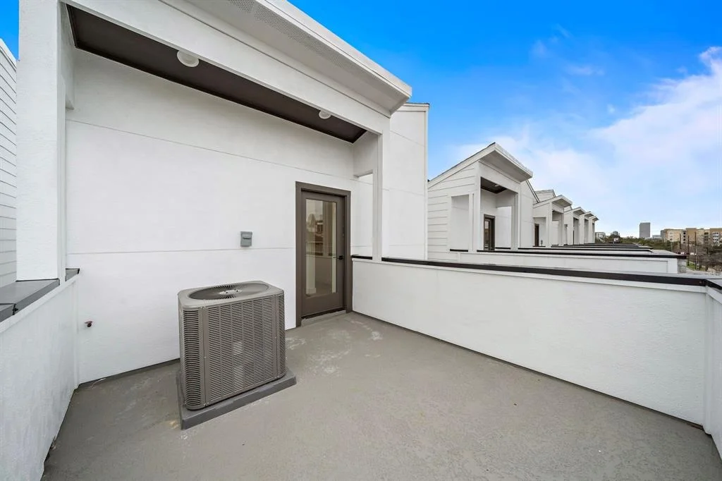 Photo of 2619 Jackson Street