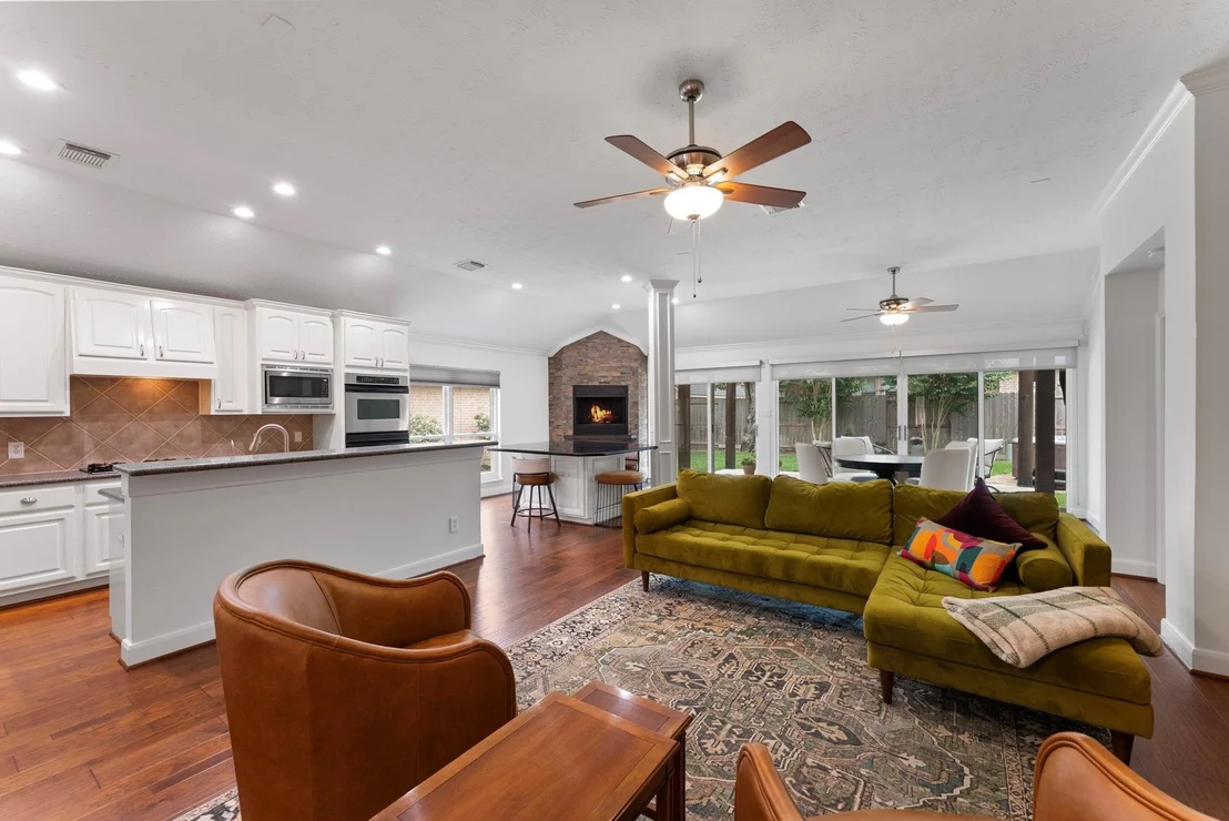 Photo of 23 S Manorcliff Place
