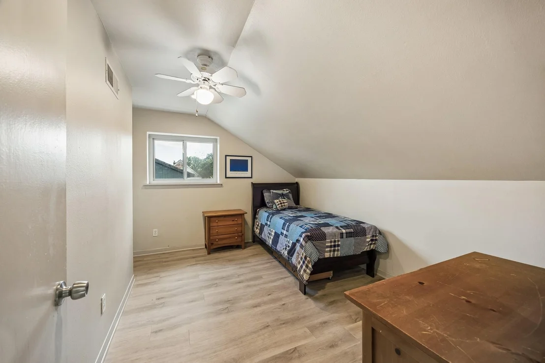 Photo of 9703 Oasis Drive