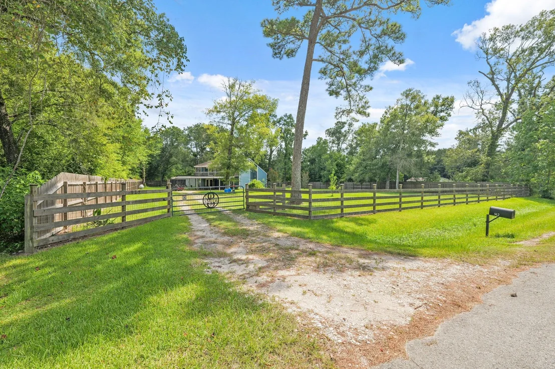 Photo of 142 County Road 450