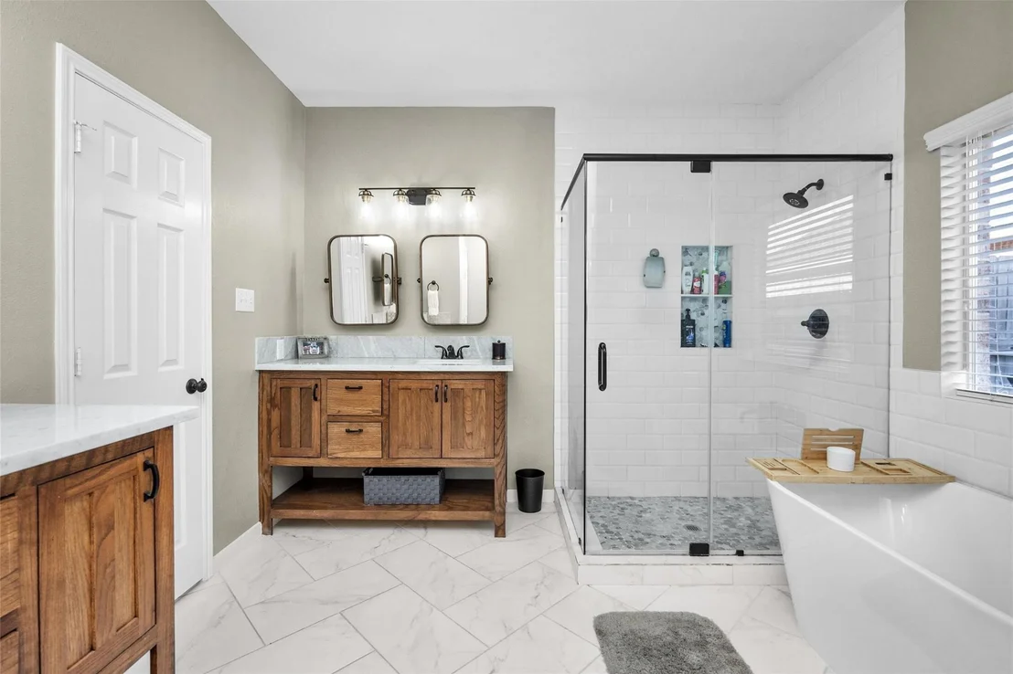 Photo of 3817 Pine Lake Drive