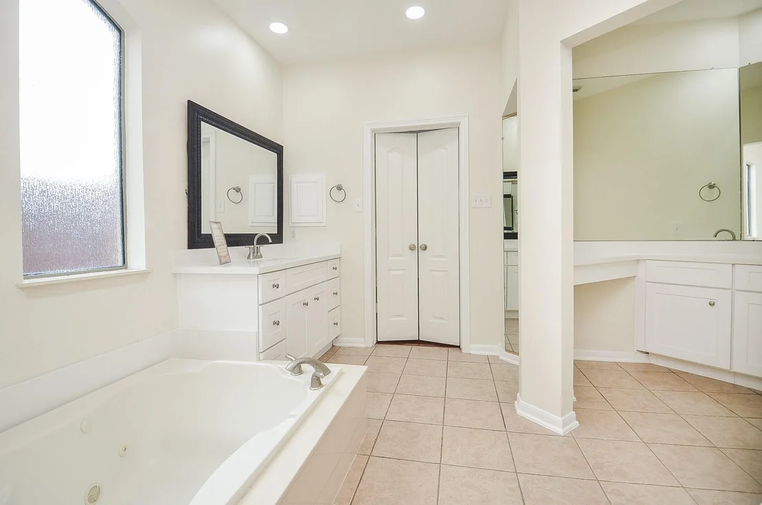 Photo of 2735 Driftwood Drive