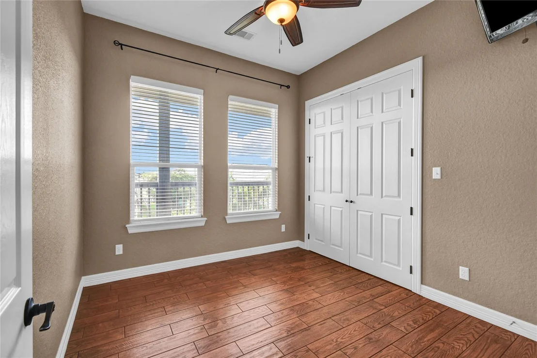 Photo of 220 Kings Drive