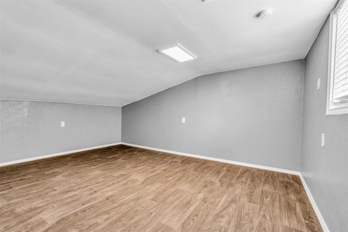 Photo of 15301 Arrowhead Loop W