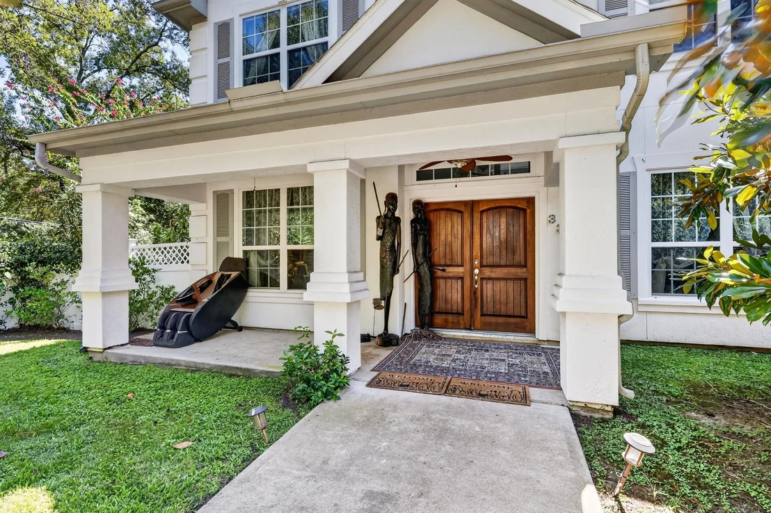 Photo of 335 Voss Road