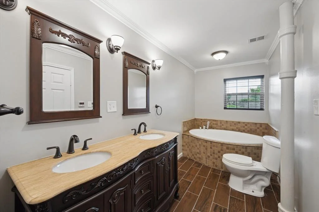 Photo of 18203 Kings Row