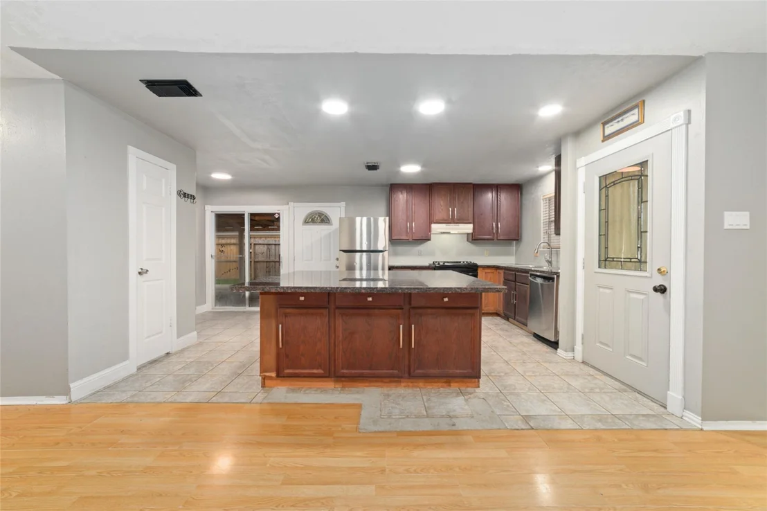 Photo of 2318 Gumspring Lane