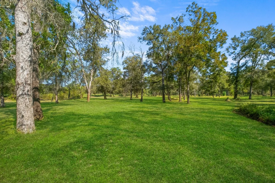 Photo of 7411 Creek Drive