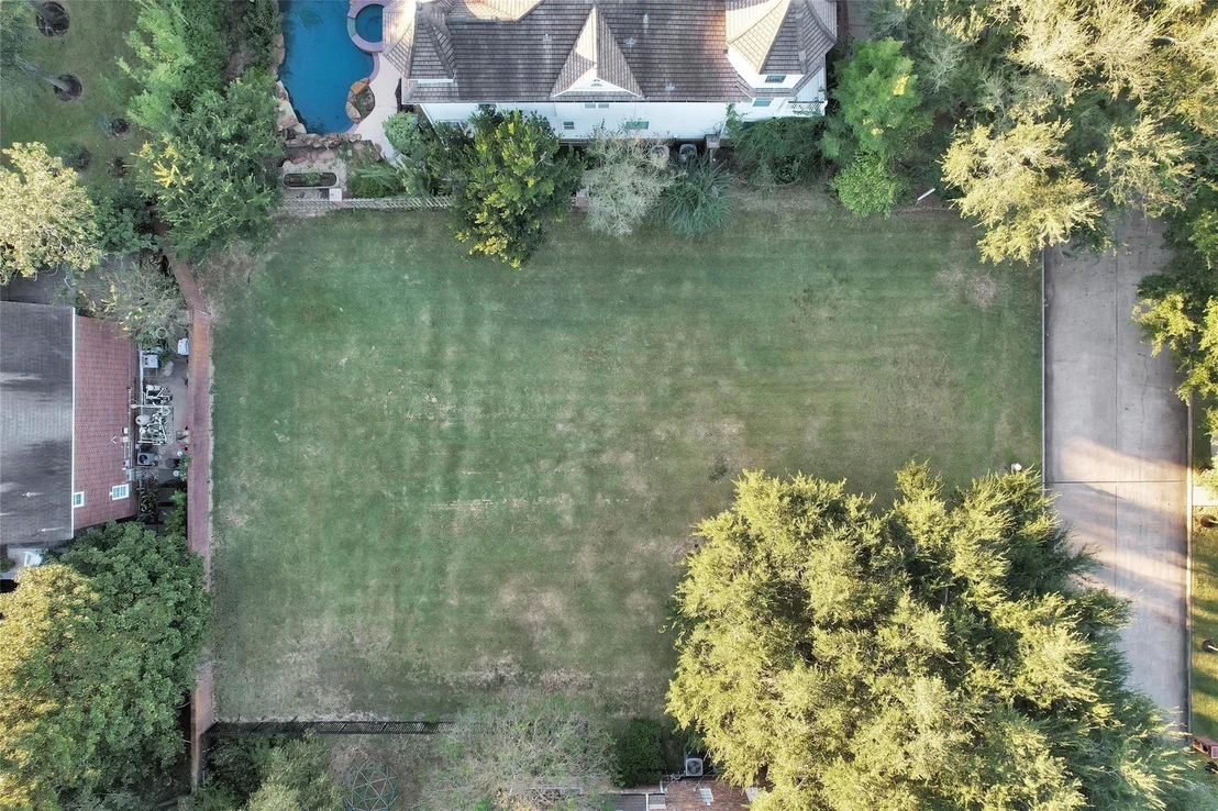 Photo of 1206 Bluebonnet Drive