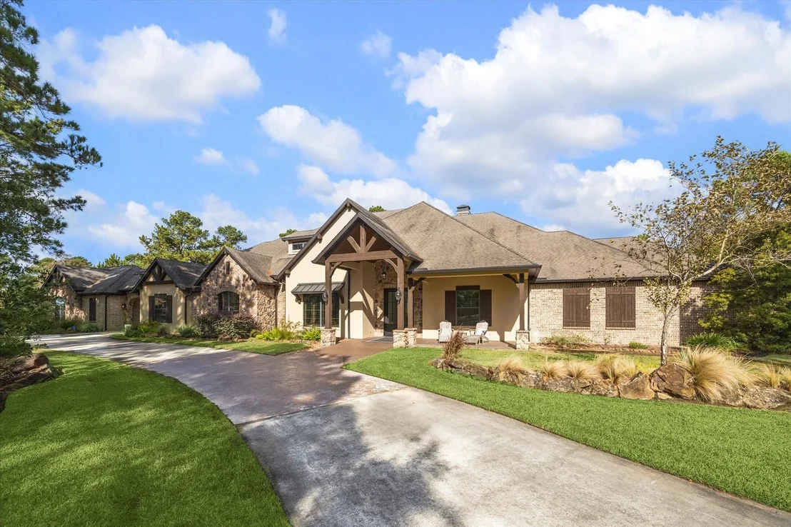 Photo of 11 Willowcreek Ranch Road