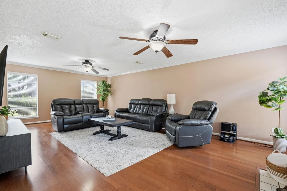Photo of 23039 Indian Ridge Drive