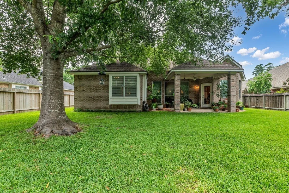 Photo of 902 Arbor Pine