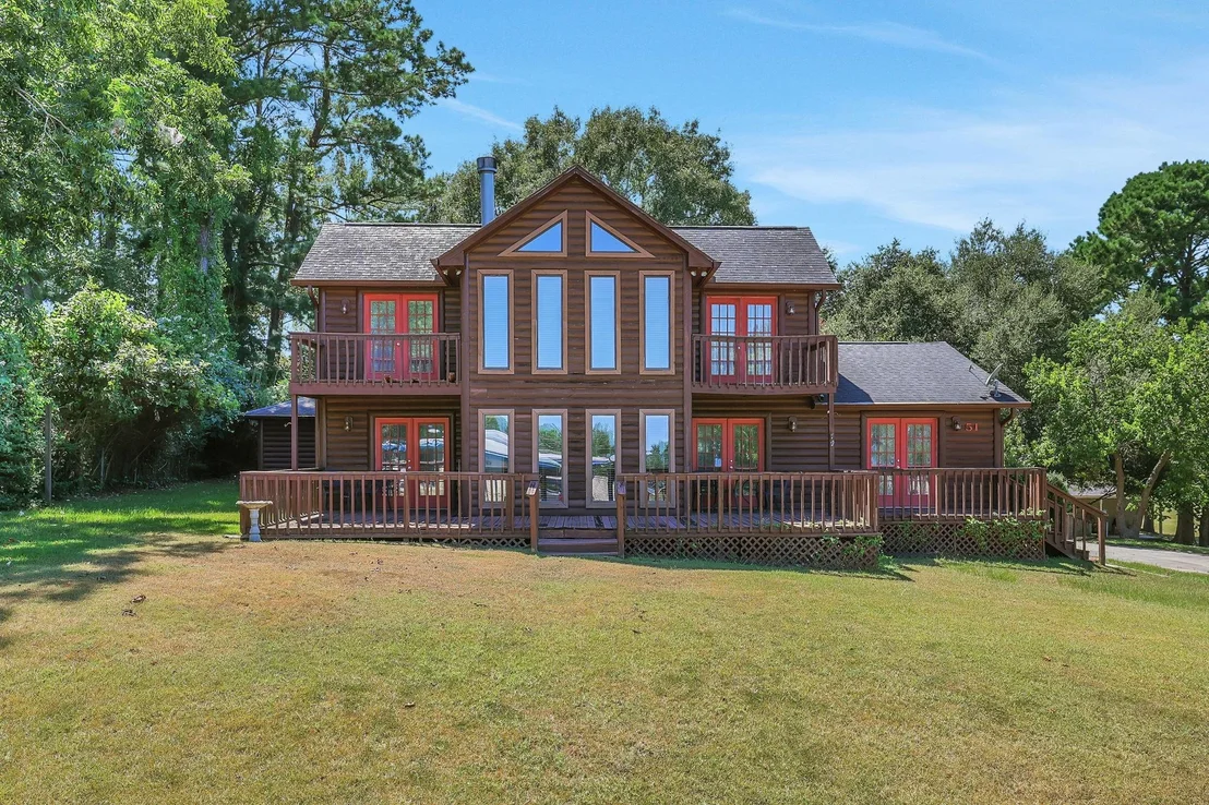 Photo of 51 Valley Drive
