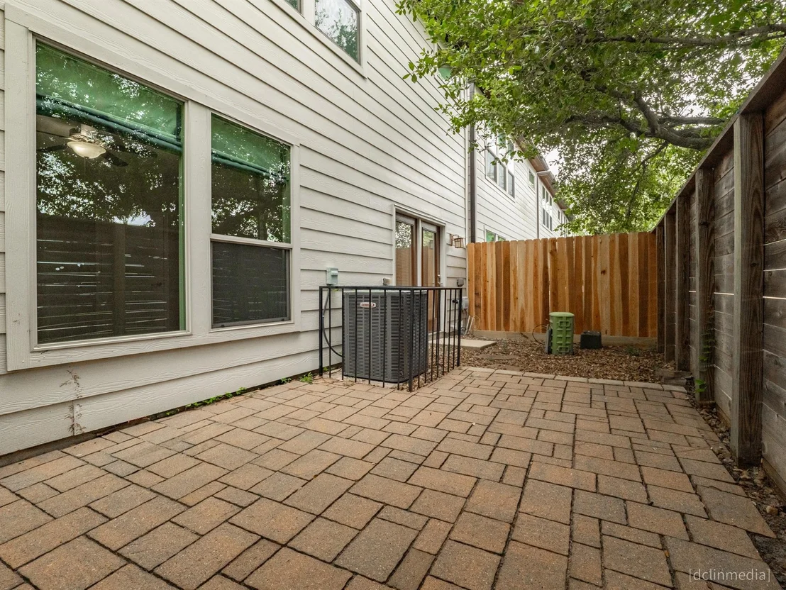 Photo of 1208 Sampson Street