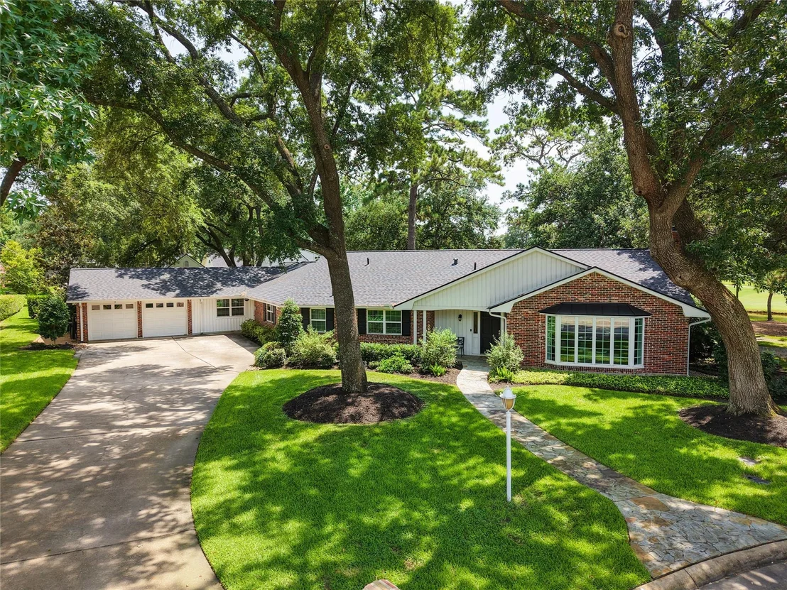 Photo of 5911 Masters Drive