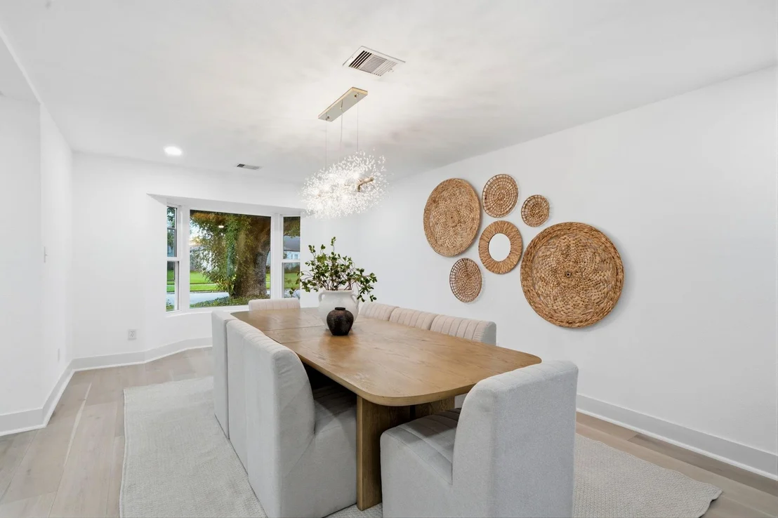 Photo of 10714 Cranbrook Road