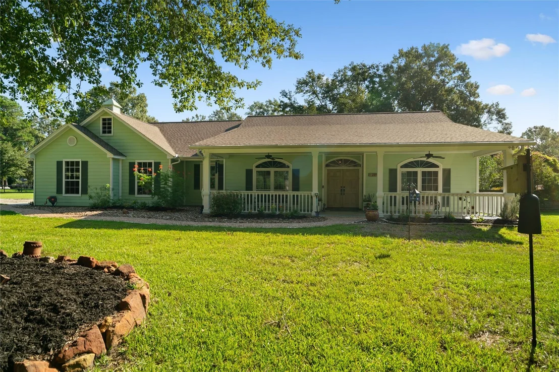 Photo of 28907 Valley Commons Drive