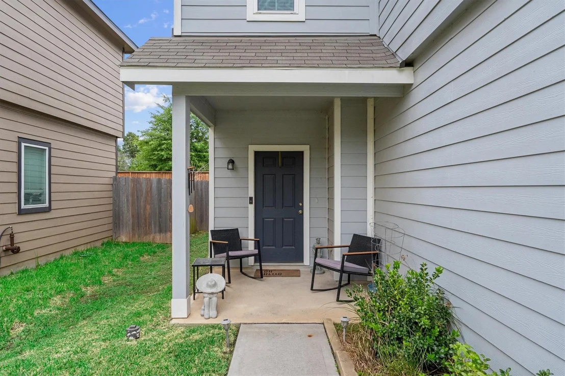 Photo of 1325 Mount Bassie Trail