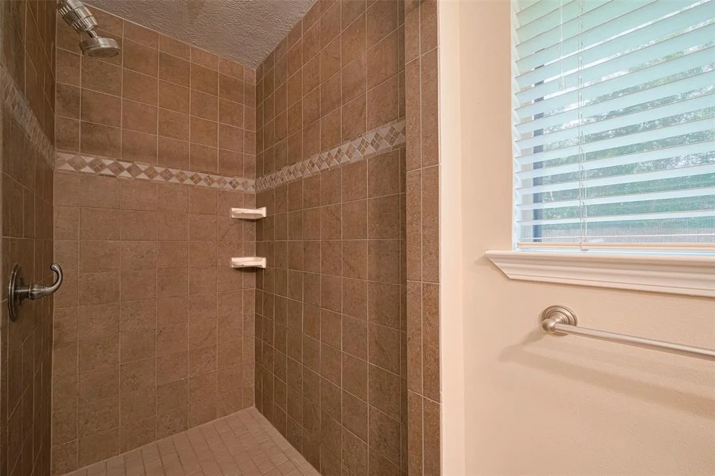 Photo of 5519 Valkeith Drive