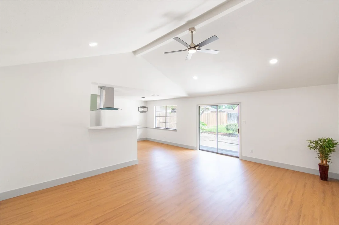 Photo of 7926 Salge Drive
