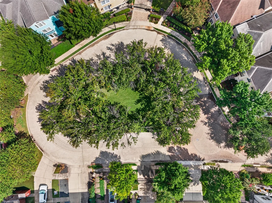 Photo of 2816 Mcculloch Circle