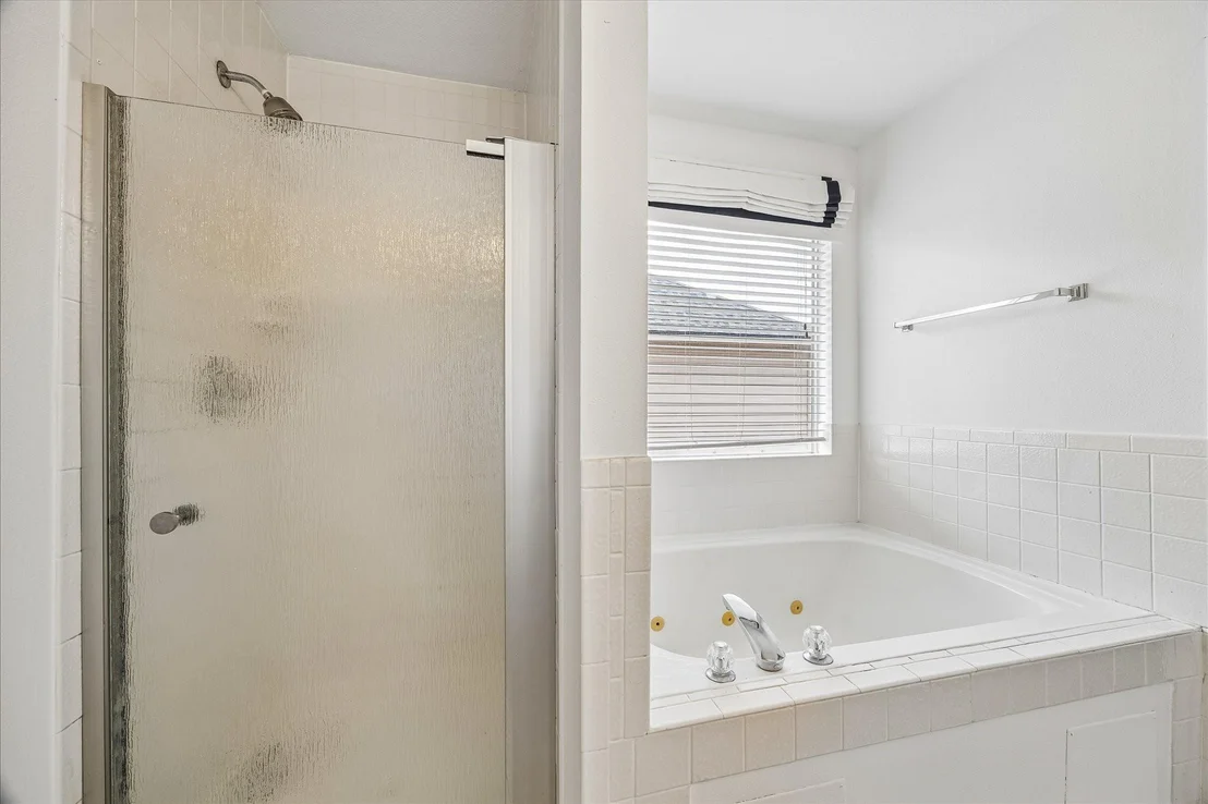 Photo of 734 W Clady Drive