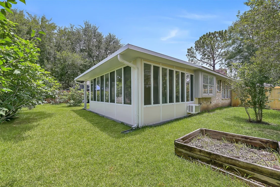 Photo of 3236 Lee Circle