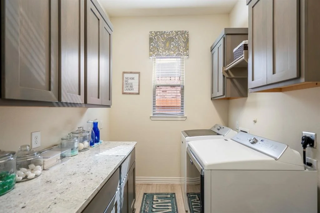 Photo of 7526 Laguna Lake Drive
