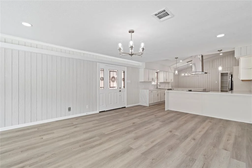 Photo of 8414 Glenloch Drive