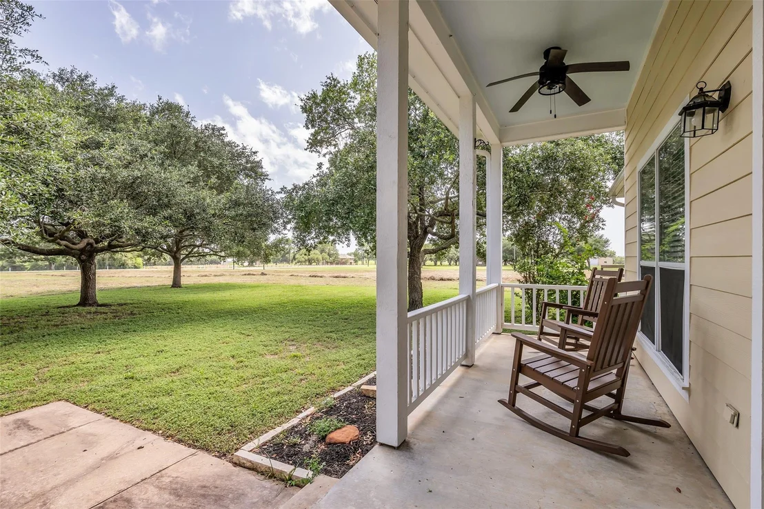 Photo of 1075 Harrisburg Road