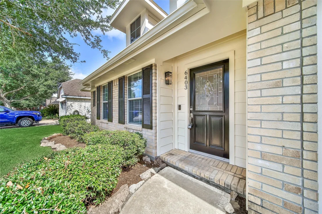 Photo of 6403 Larrycrest Drive